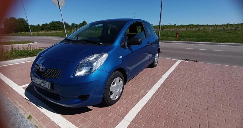 Toyota Yaris cena 8900 przebieg: 121000, rok produkcji 2006 z Białystok małe 67